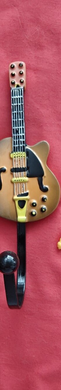 Source Unknown Gold and Black Guitar Wall Hook